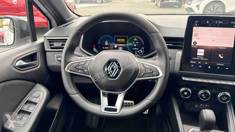 Véhicule utilitaire Renault CLIO V