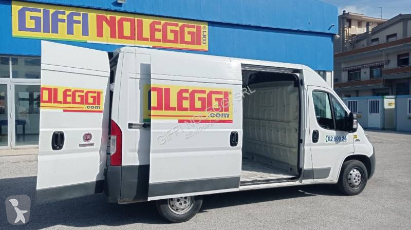 Véhicule utilitaire Fiat