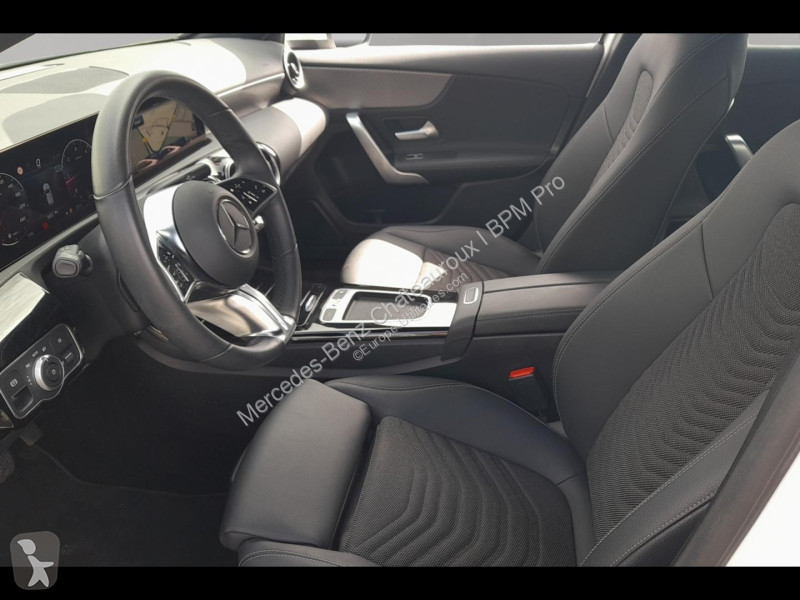Véhicule utilitaire Mercedes 180 d 116ch...