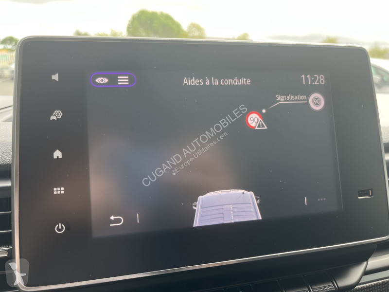 Коммерческий автомобиль Renault TRAFIC III FG...