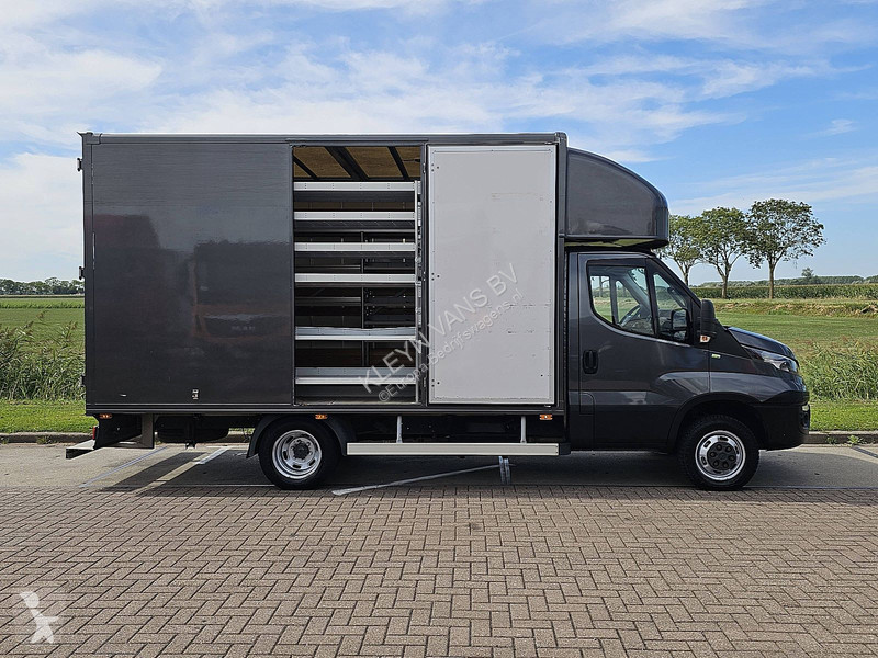 Véhicule utilitaire Iveco 50C18 Bakwagen 3.0L...
