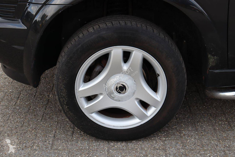 Véhicule utilitaire Ssangyong M200 2WD AUT. HR