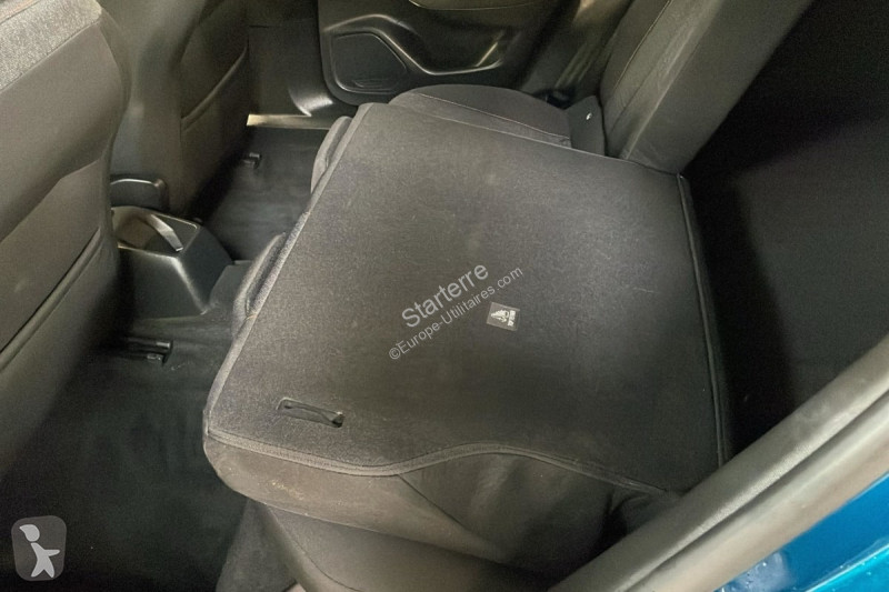 Véhicule utilitaire Peugeot