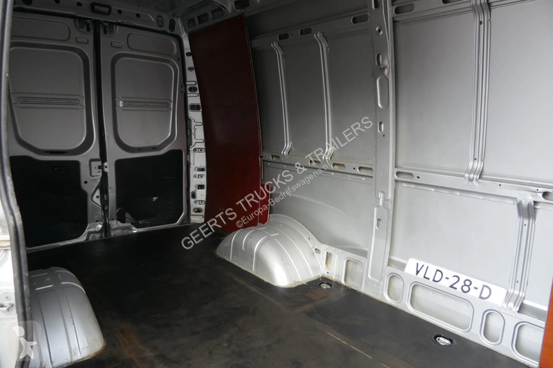 Bedrijfswagen Iveco 40C180 | L2H2 | Double...