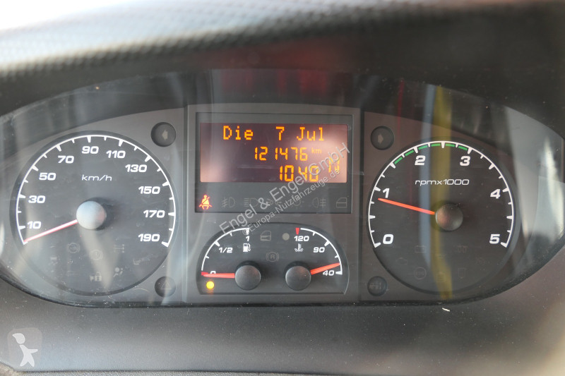 Véhicule utilitaire Iveco Daily 35 S11 C30C...