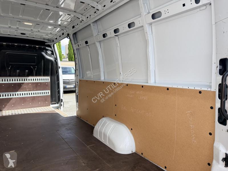 Bedrijfswagen Renault MASTER III FG R3500 L4H2...