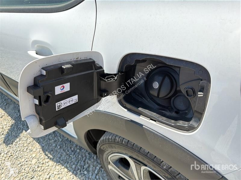 Комерційні автомобілі Citroën C3