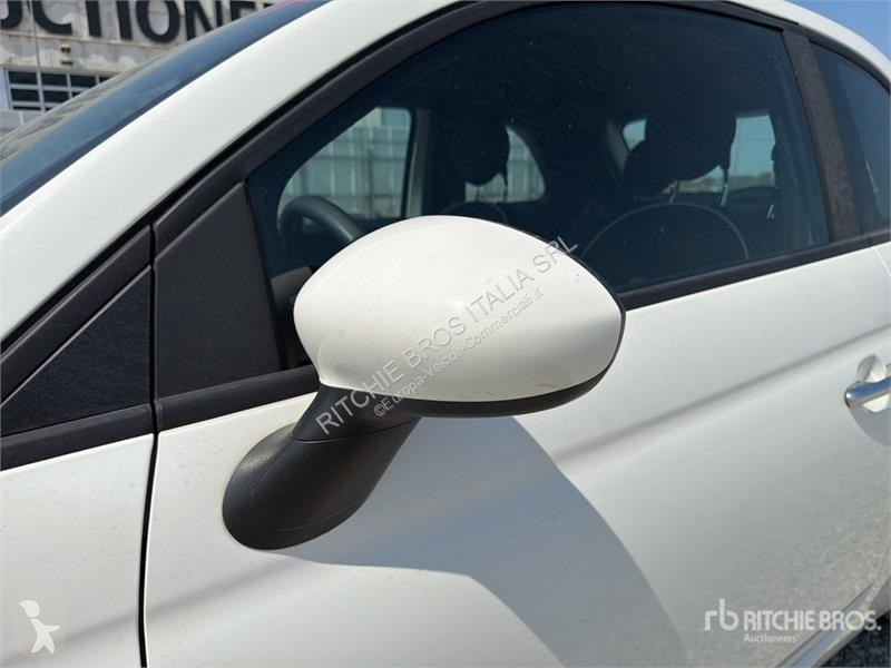 Комерційні автомобілі Fiat 500