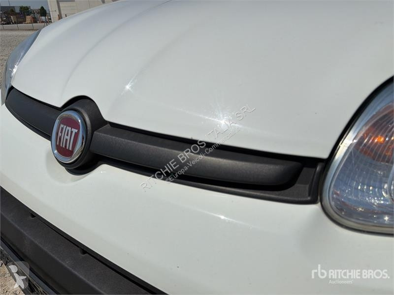 Комерційні автомобілі Fiat 1.0
