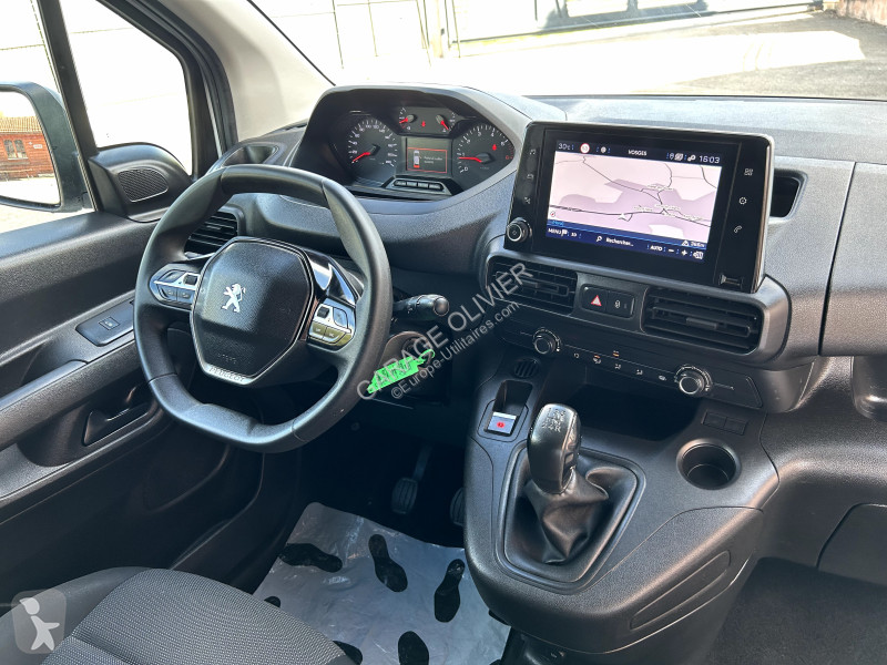 Furgoneta Peugeot Standard 650KG 1.5 Bluehdi...