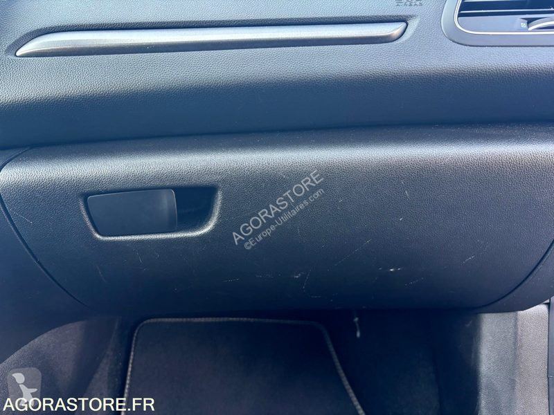 Véhicule utilitaire Renault MEGANE