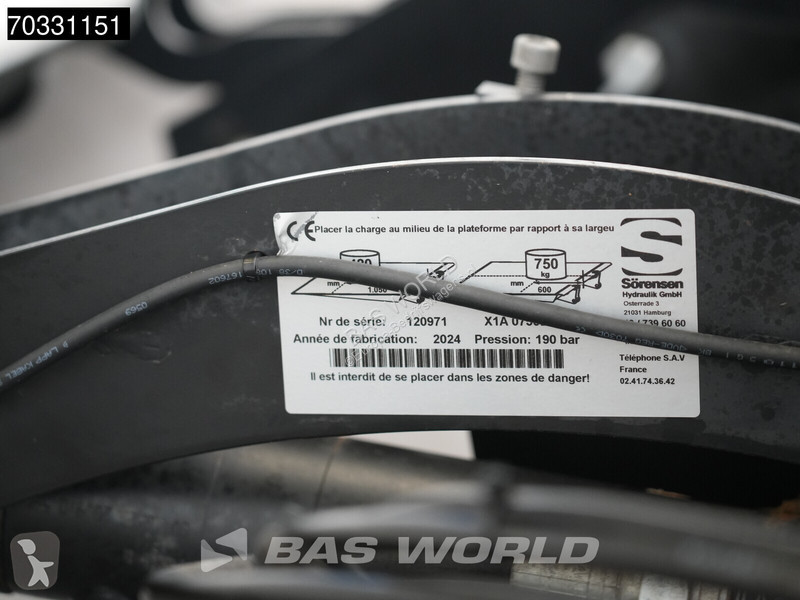 Véhicule utilitaire Ford 130pk Laadklep...