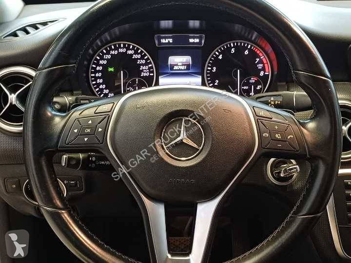 Furgoneta Mercedes