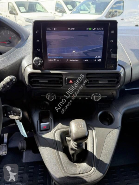 Véhicule utilitaire Peugeot