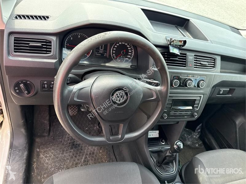 Комерційні автомобілі Volkswagen Cargo Van