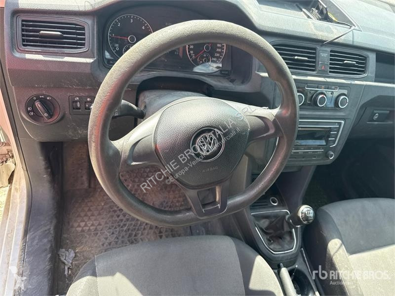 Комерційні автомобілі Volkswagen Cargo Van