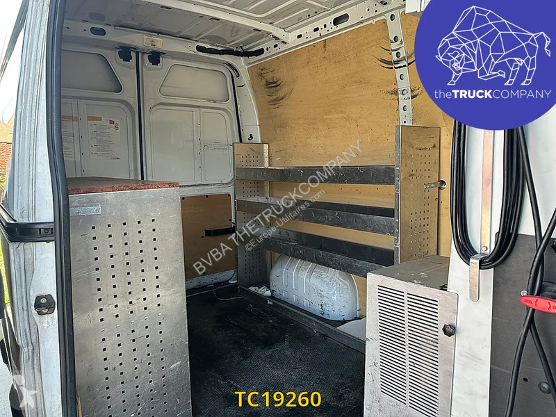 Лекотоварен автомобил Renault