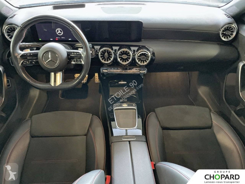 Лекотоварен автомобил Mercedes Classe A 250 e...