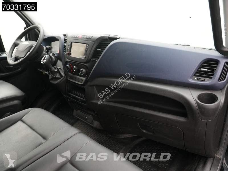 Коммерческий автомобиль Iveco 35S18 3.0 180PK...