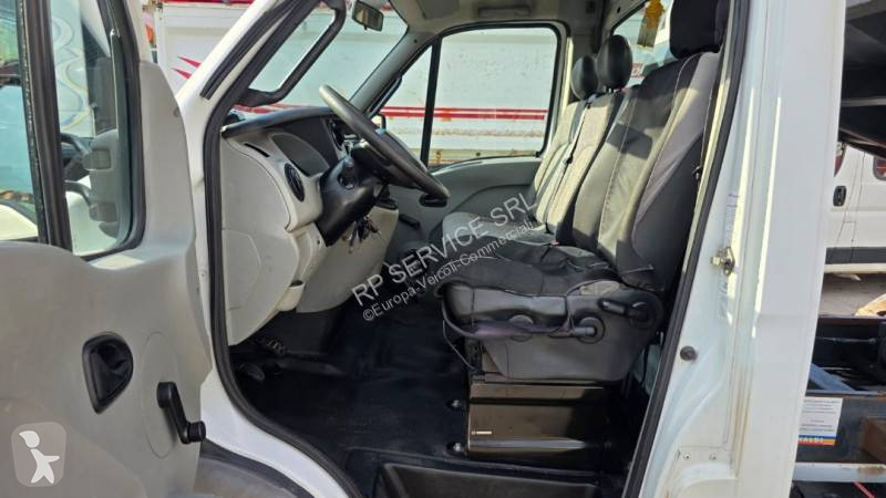 Renault 130 3.0 DCI van