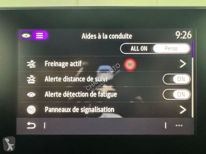 Véhicule utilitaire Renault FG TOLE DCI 95 L1...