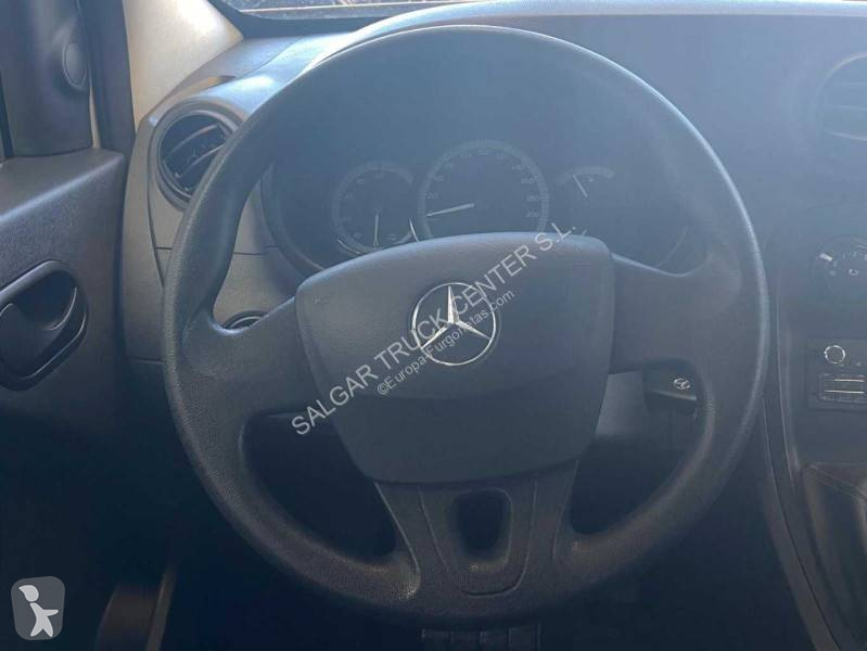 Furgoneta Mercedes