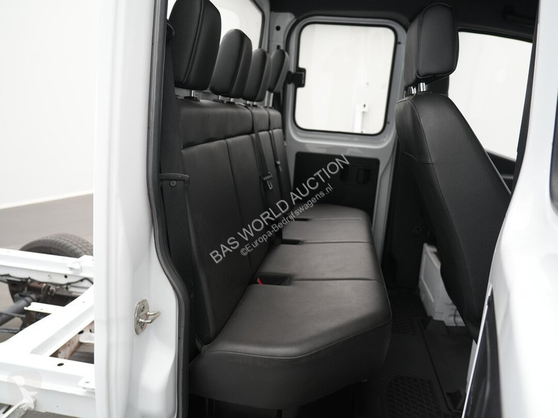 Лекотоварен автомобил Mercedes 311 CDI