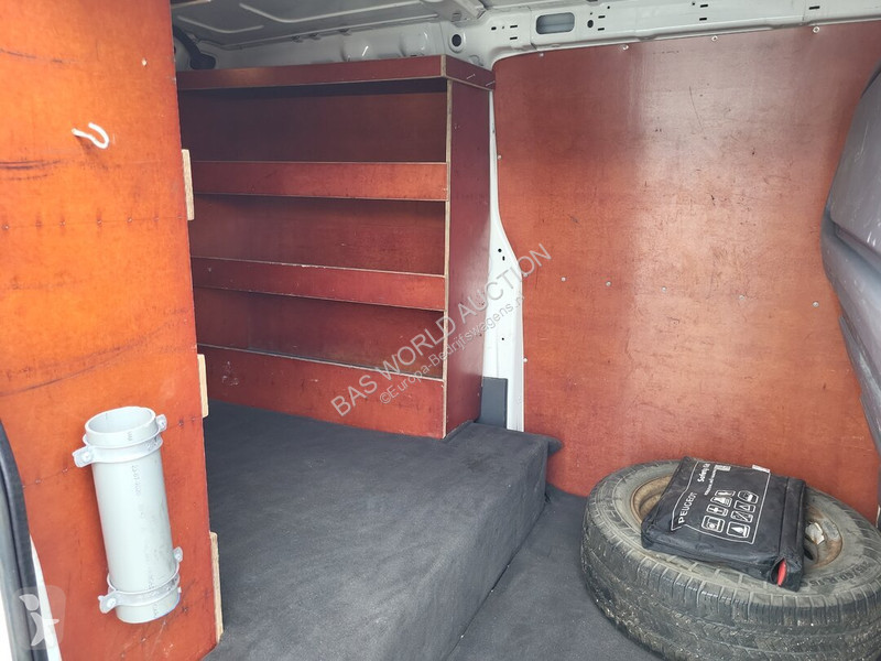 Furgoneta Peugeot 128pk