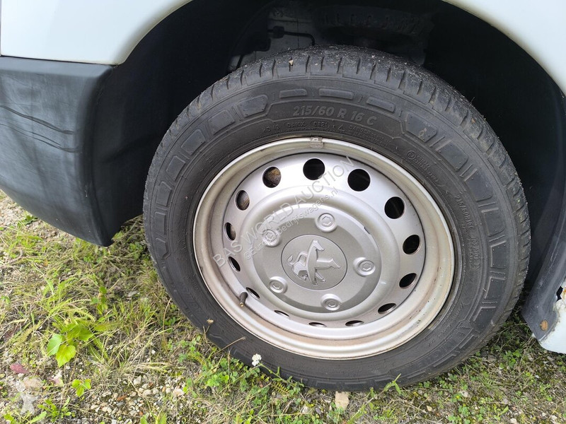 Furgoneta Peugeot 128pk