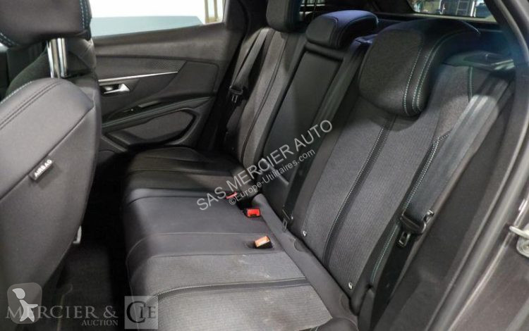 Лекотоварен автомобил Peugeot