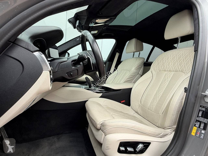 BMW  545E XDRIVE van