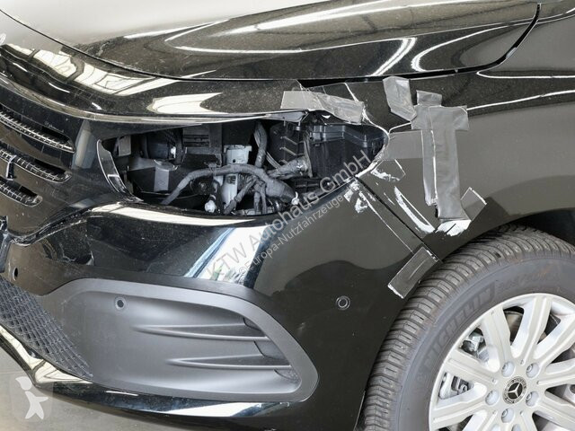 Furgoneta Mercedes EQT 200...