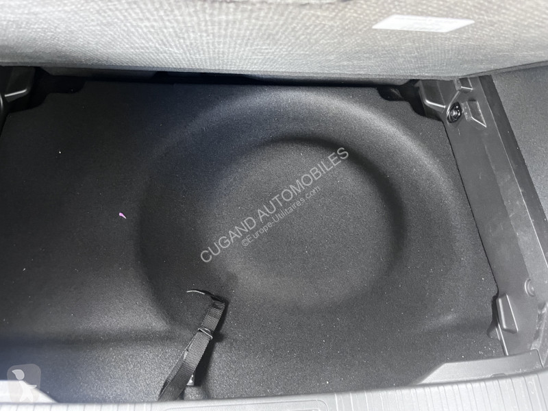 Furgoneta Renault CAPTUR II 1.6 E-TECH FULL...