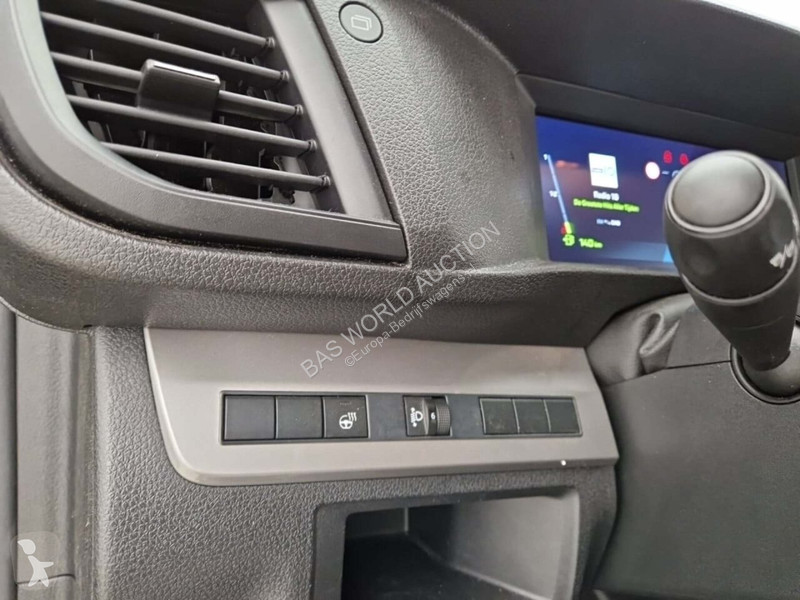Užitkové vozidlo Peugeot 2.0 BlueHDi 145 EAT8...