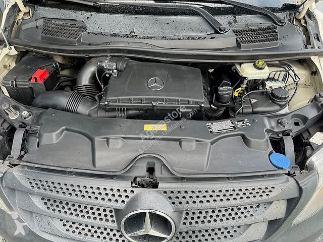Veículo utilitário Mercedes VITO