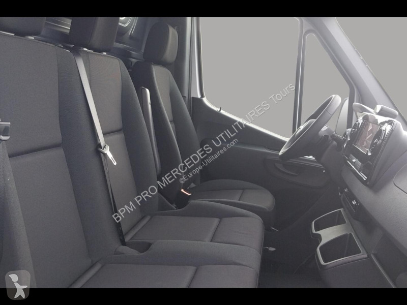 Коммерческий автомобиль Mercedes Fg 315 CDI 37...