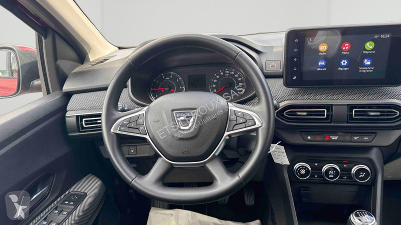 Užitkové vozidlo Dacia SANDERO