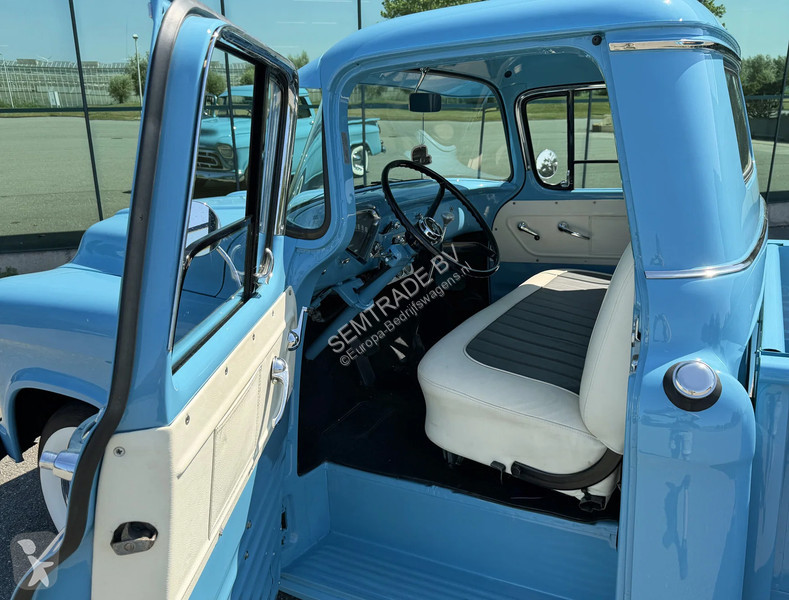 Furgoneta Chevrolet APACHE 5.7 LITER V8 FULLY...