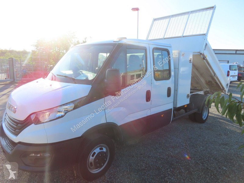 Furgoneta Iveco 35C16  3,0 Kipper DoKa Box FZ.114