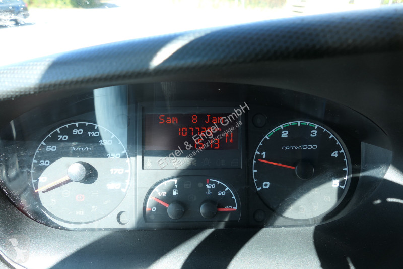 Furgoneta Iveco Daily 35 S11 C30C AUTOMATIK...