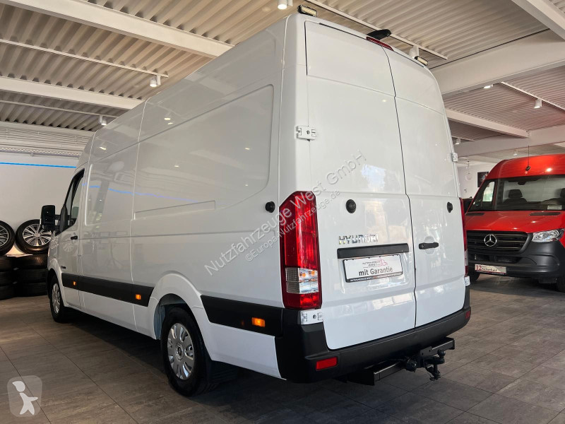 Furgoneta Hyundai H350...