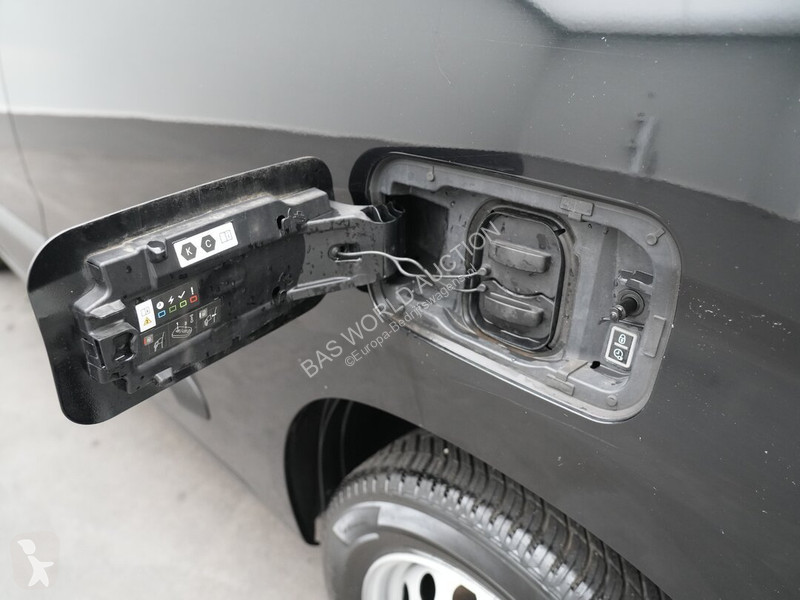 Haszongépjármű Opel e 136pk -e