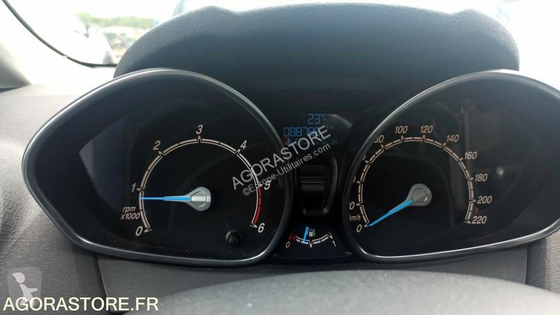 Veículo utilitário Ford FIESTA