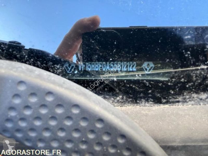 Veículo utilitário Renault CLIO