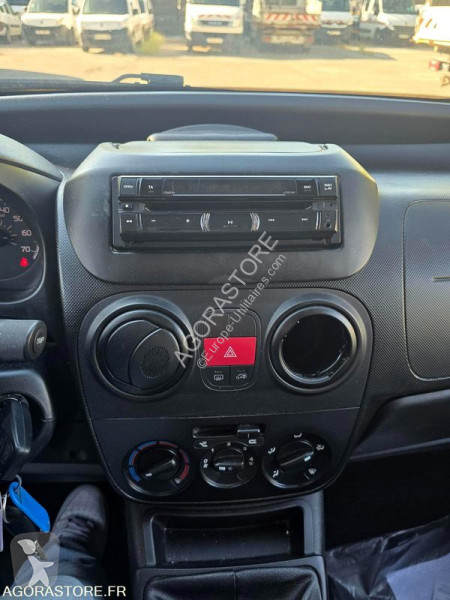 Veículo utilitário Peugeot BIPPER