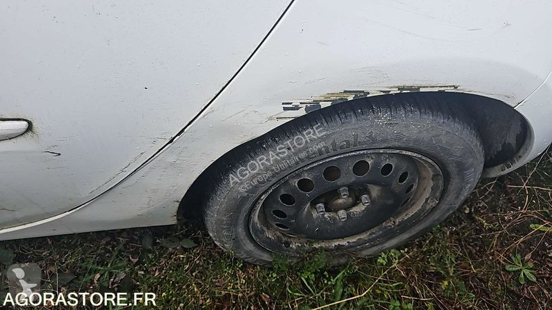 Veículo utilitário Renault CLIO