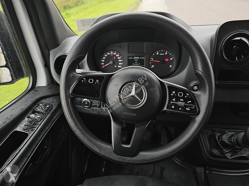 Haszongépjármű Mercedes 314 CDI