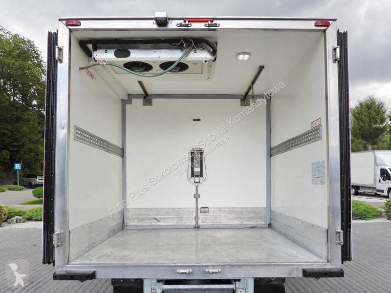 Veículo utilitário Iveco 35C14 DAILY