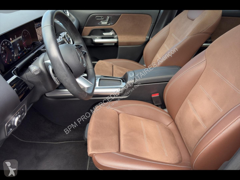 Veículo utilitário Mercedes GLA 200 d 150ch AMG...