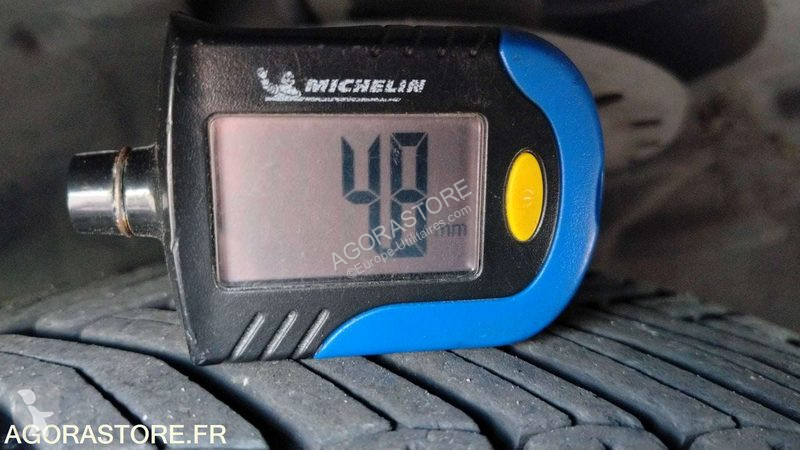 Véhicule utilitaire Peugeot 208